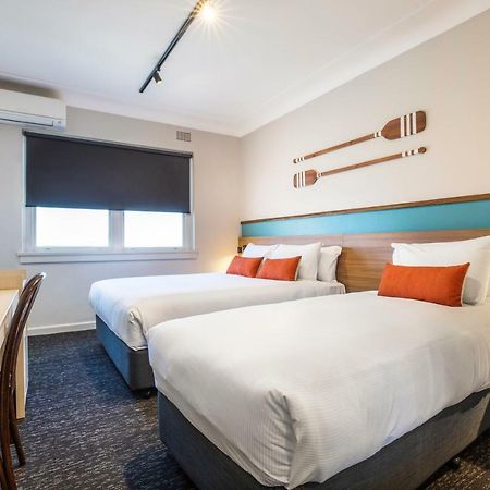 Nightcap At Ocean Beach Hotel Umina Beach Exterior photo